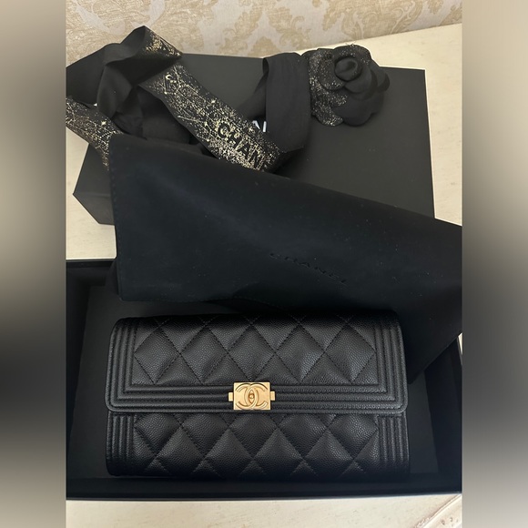 Chanel boy caviar wallet - Picture 3 of 7